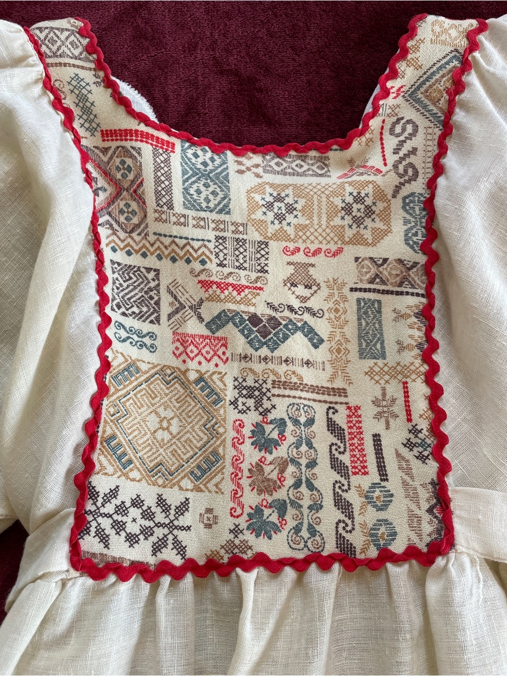White Linen Patterned Folk Dress - Picture 4 of 5